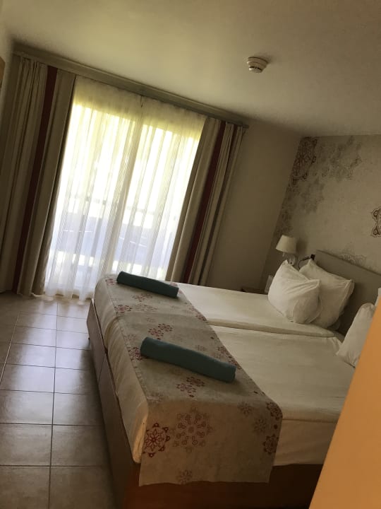 Zimmer ROBINSON ÇAMYUVA