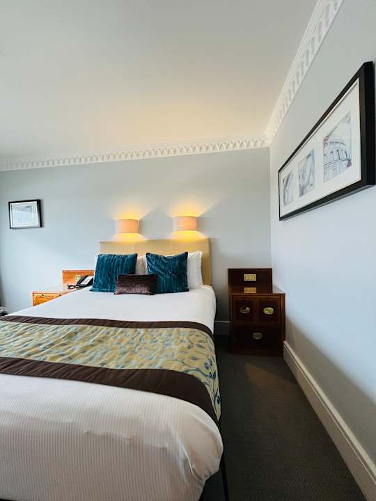 Zimmer The Tower - A Guoman Hotel