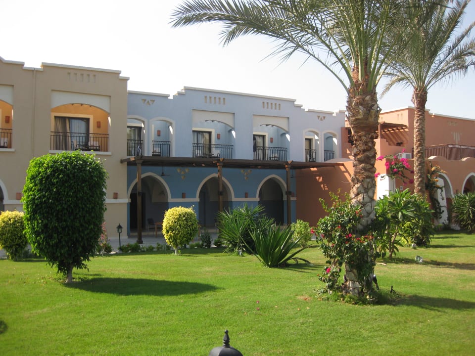 Hotel von außen Jaz Dar EL Madina