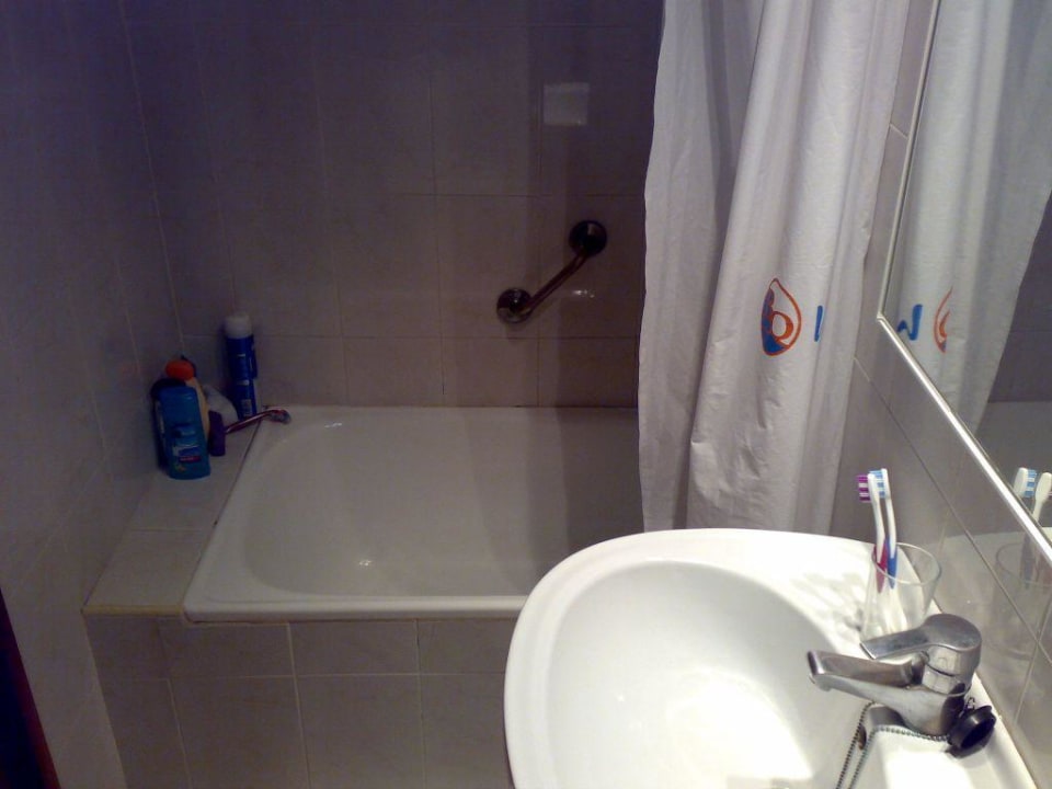 Bad BQ Apolo Hotel