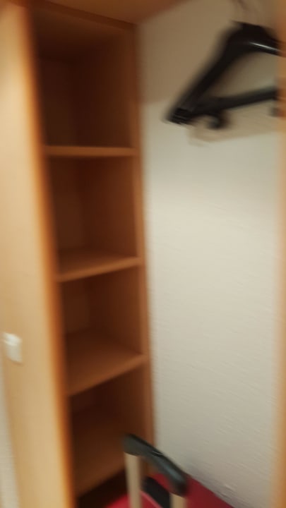 Zimmer  Hotel Ibis Düsseldorf Hauptbahnhof