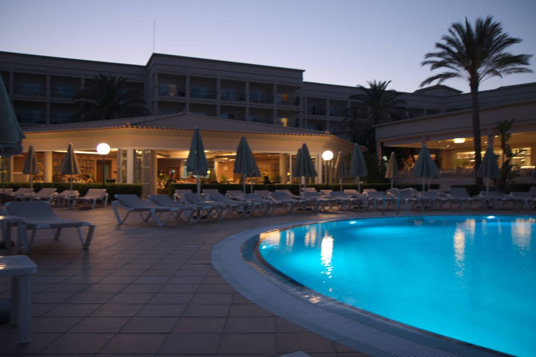 Bei Nacht PortoBay Blue Ocean