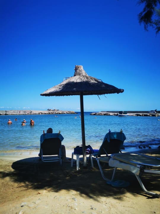 Strand Hotel Aphrodite Beach Club