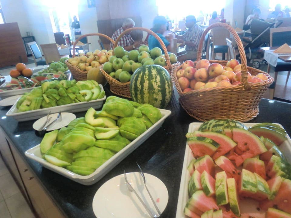 Mittagsbuffet Sol Luna Bay