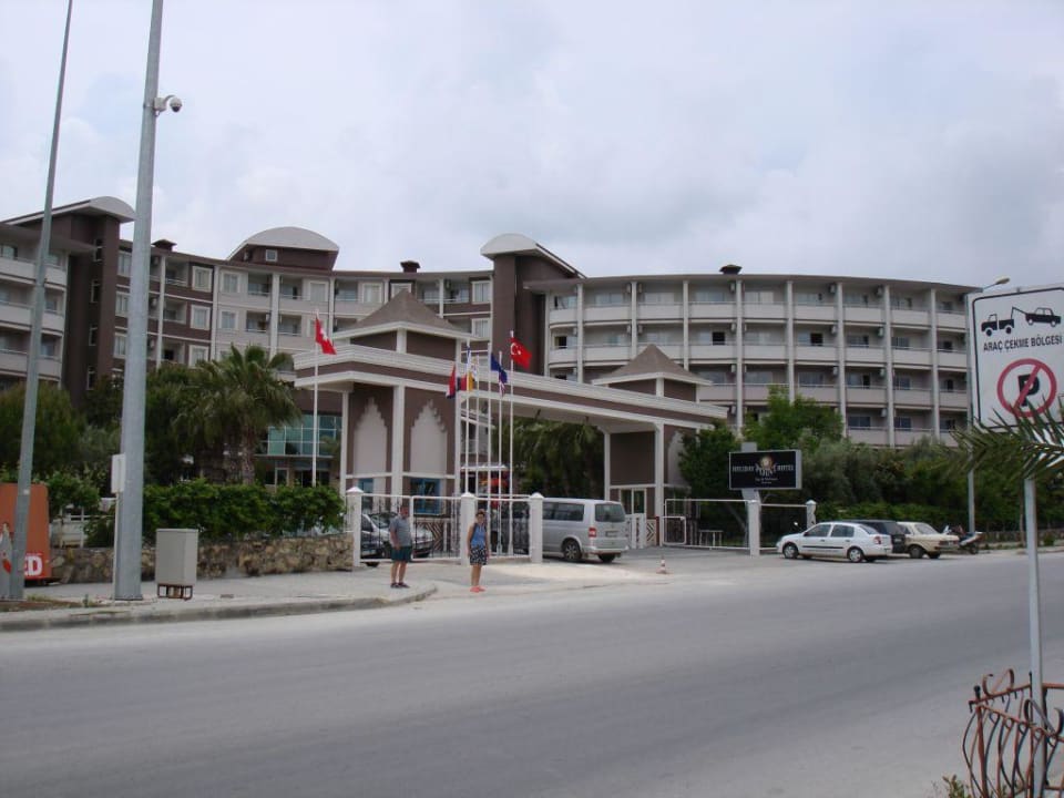 Hotel von der Straßenseite Side Alegria Hotel & Spa - Adults only +16