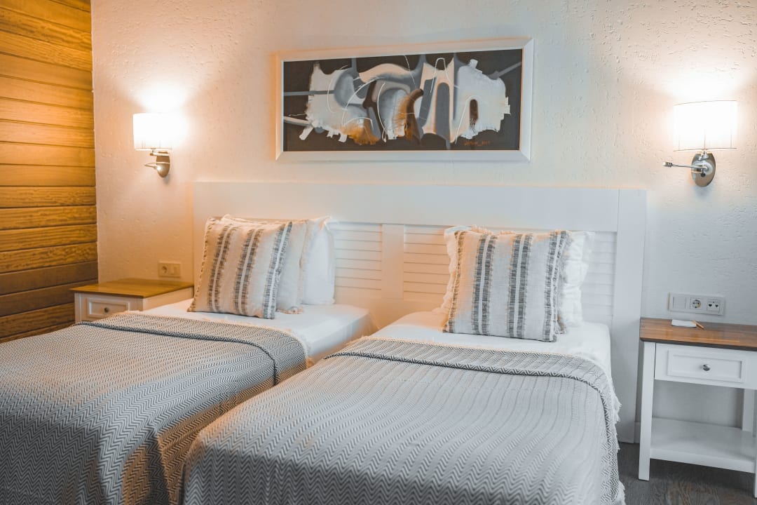 Zimmer Kimera Lounge