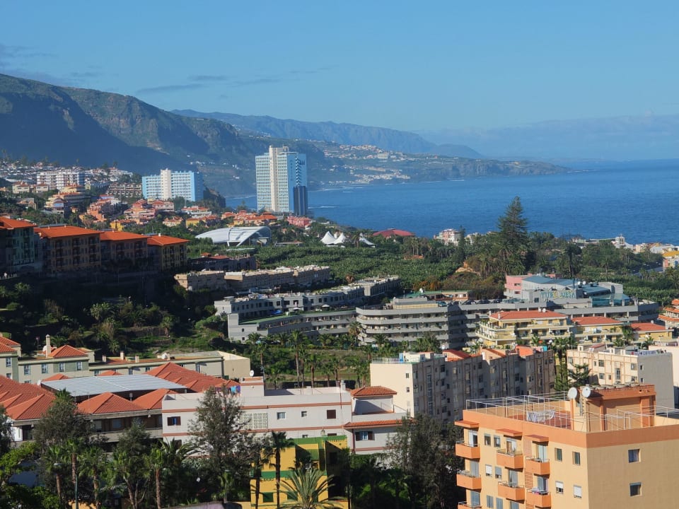 Blick zum Maritim Hotel Tigaiga