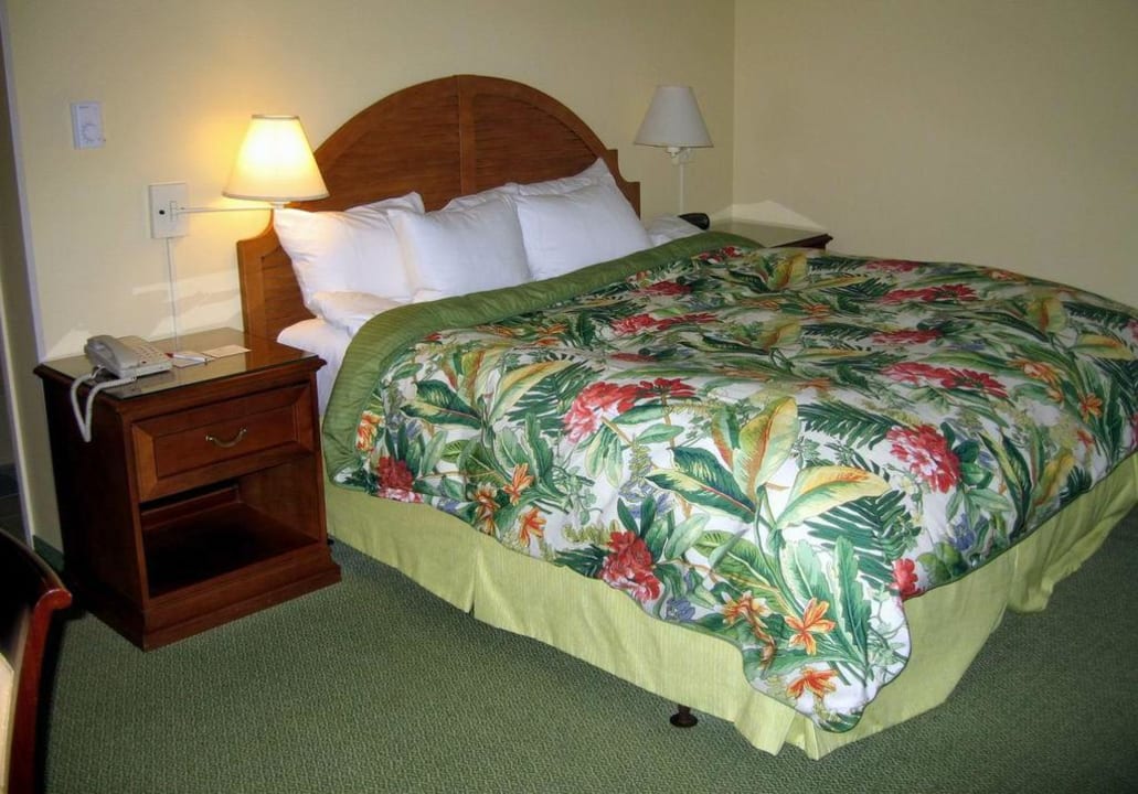 Kealohilani deluxe oceanview room Waikiki Beach Marriott Resort & Spa