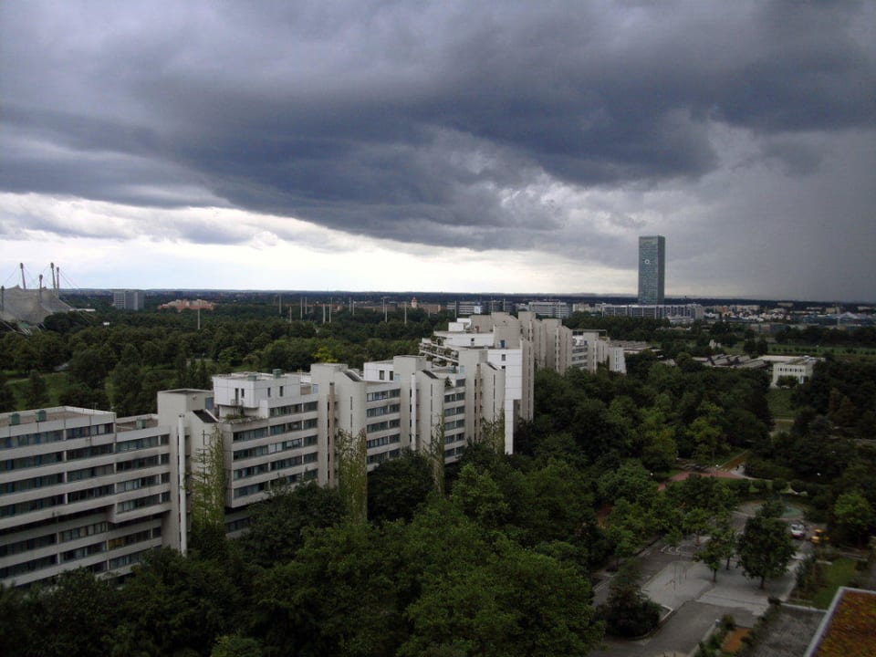 Vom Hotelzimmerfenster Arthotel ANA im Olympiapark