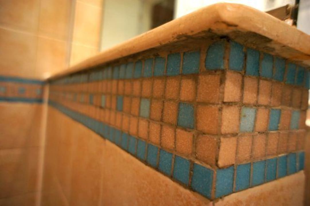 Verschimmelte Dusche Mövenpick Resort & Spa El Gouna