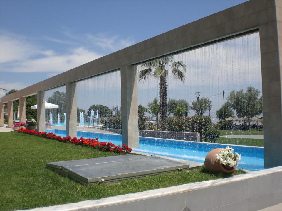 Im Garten alltoura Club Hotel Poseidon Palace