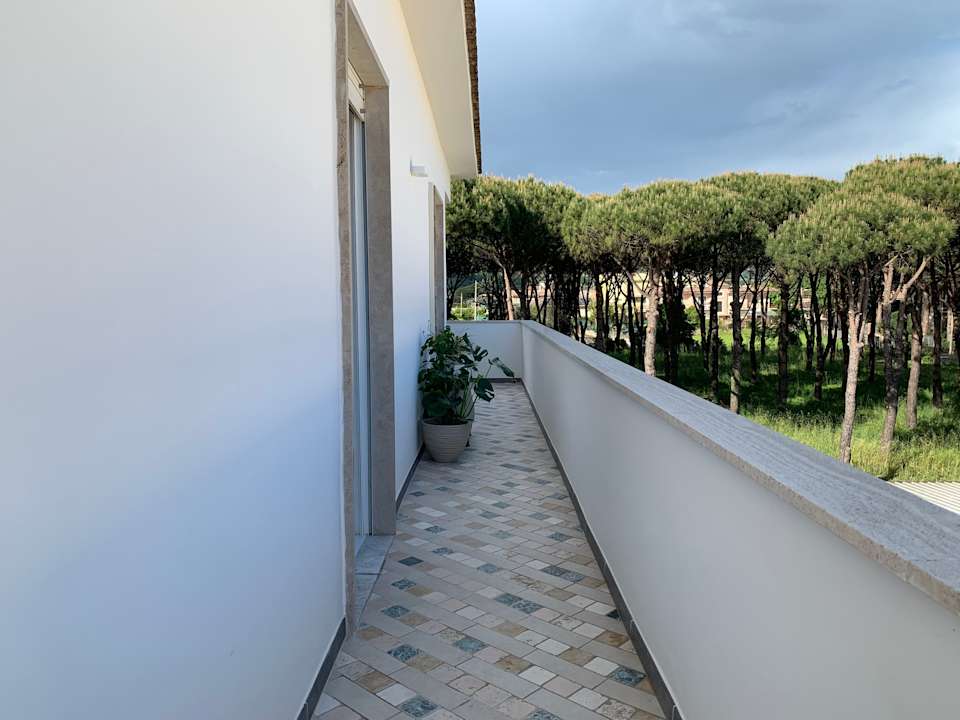 Außenansicht Dove il tramonto incontra il mare, attico panoramico a due passi dalla spiaggia