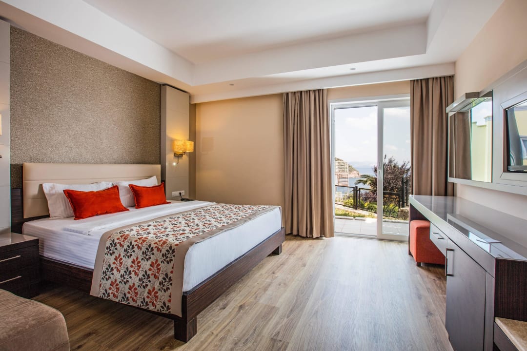 Club Rooms renovated Aria Claros Beach & Spa Resort