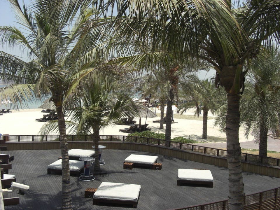 Teil der Barastibar Le Meridien Mina Seyahi Beach Resort & Waterpark