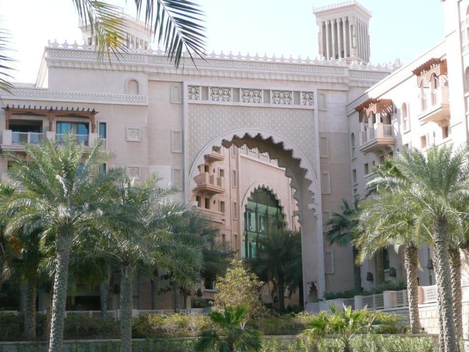 Blick auf das Hotel Al Qasr in der Madinat Anlage Jumeirah Al Qasr