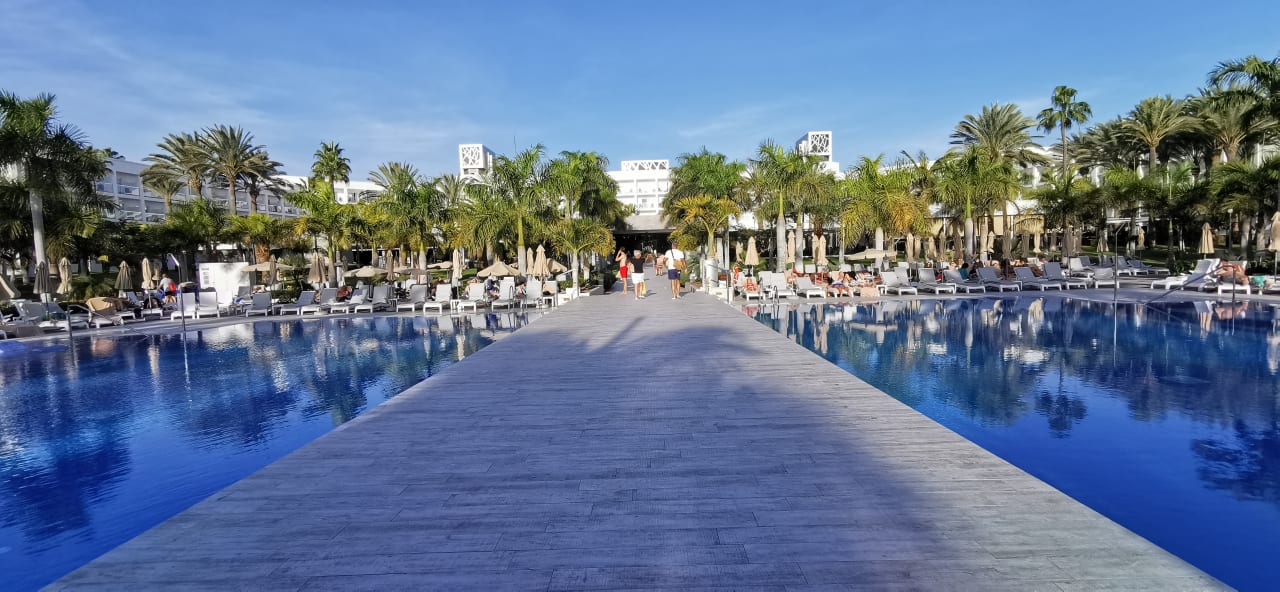 Pool Hotel Riu Palace Meloneras