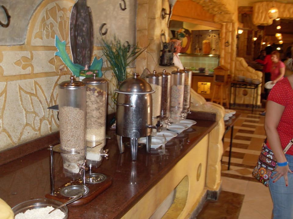 Frühstücksbüffet Pickalbatros Alf Leila Wa Leila Resort - Neverland Hurghada