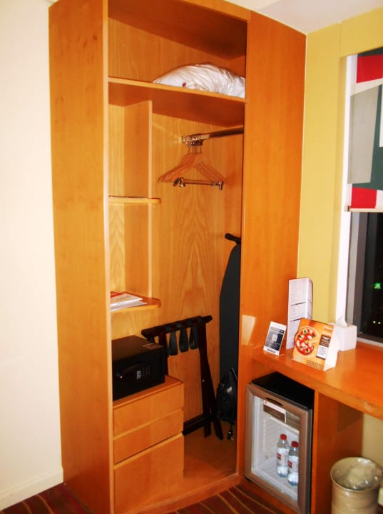 Zimmer ibis Al Rigga