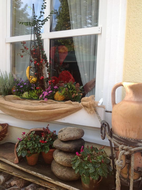 Dekofenster Herbst Landhotel Koller