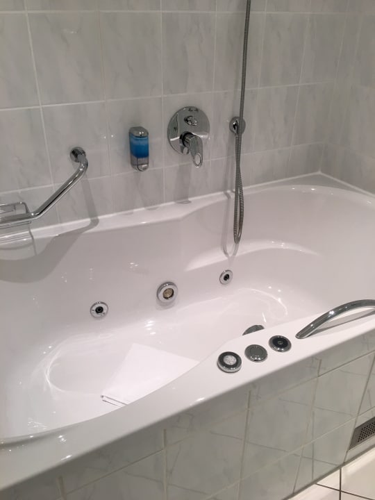 Zimmer Ringhotel Loew's Merkur