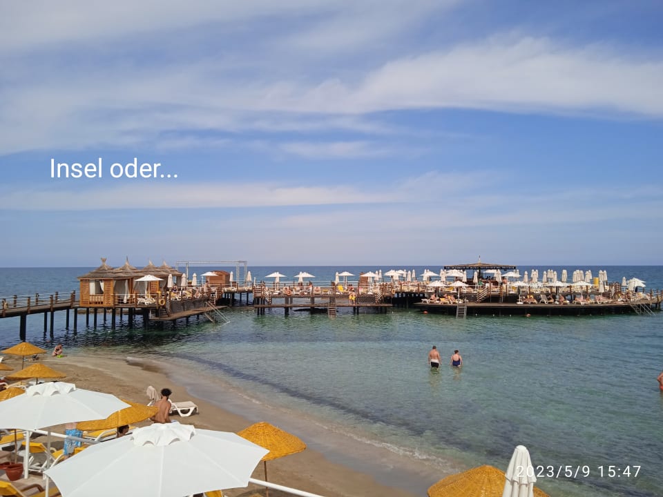 Strand Salamis Bay Conti Resort Hotel & Casino