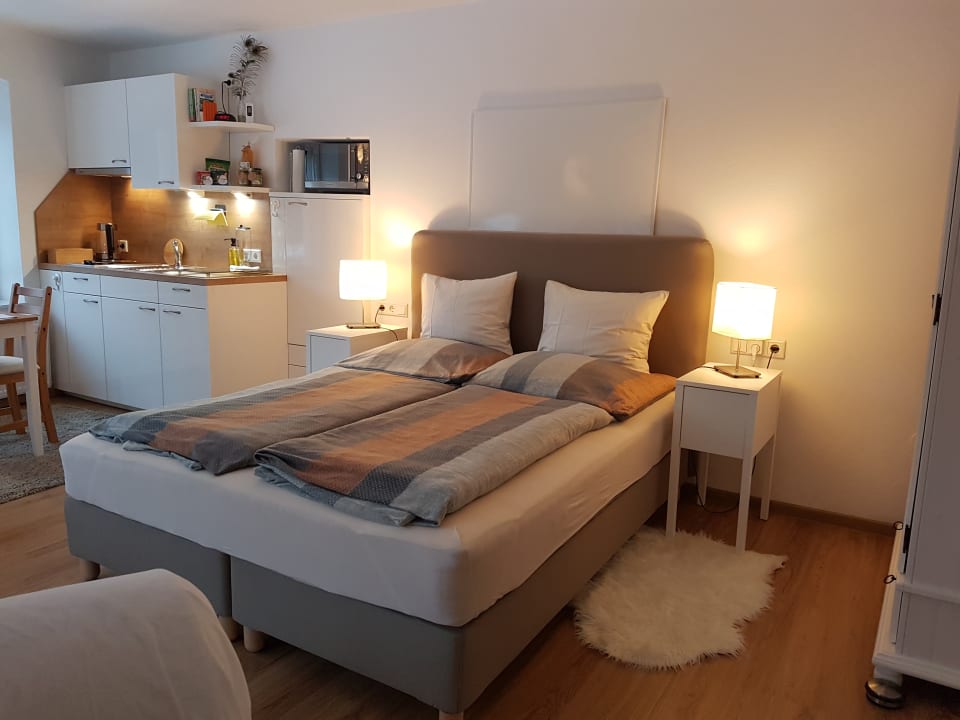 Zimmer Grüne Wiese - Gäste-Minibungalow in der Edermühle