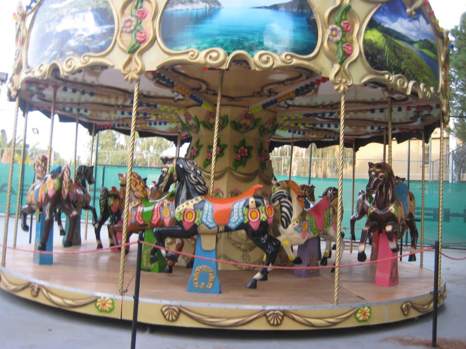 Kinderkarusell  Ephesia Holiday Beach Club