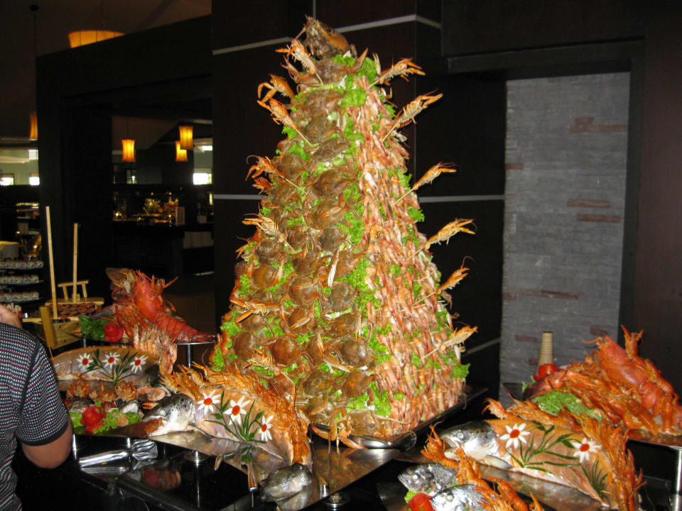 Lecker Limak Lara Deluxe Hotel & Resort