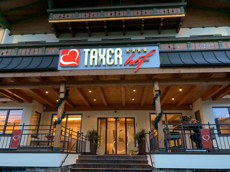 Außenansicht Hotel Taxerhof