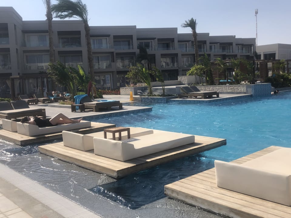 Pool Steigenberger Resort Ras Soma