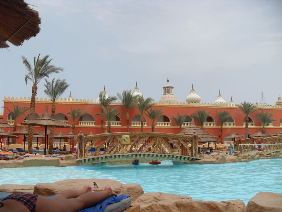 Hauptpool Pickalbatros Alf Leila Wa Leila Resort - Neverland Hurghada