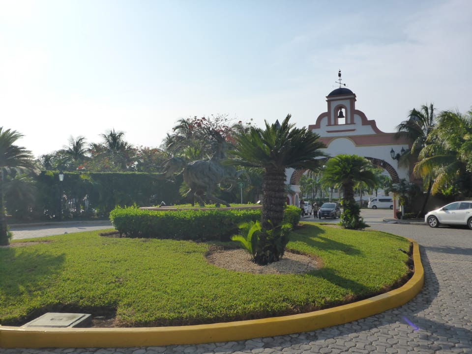 Außenansicht Hotel Riu Tequila