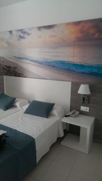 Doppelzimmer mit seitlichem Meerblick azuLine Hoteles Mar Amantis & II