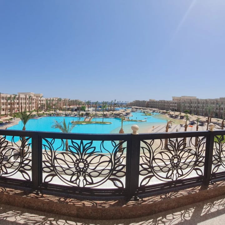 Außenansicht Pickalbatros Palace Resort
