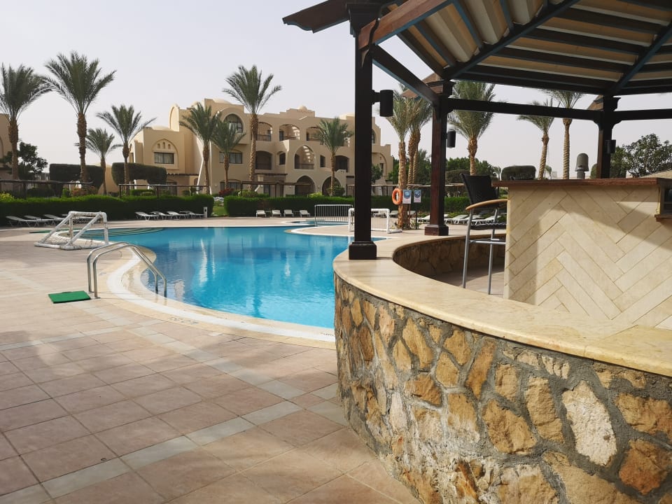 Pool JAZ Neo Saraya Palms