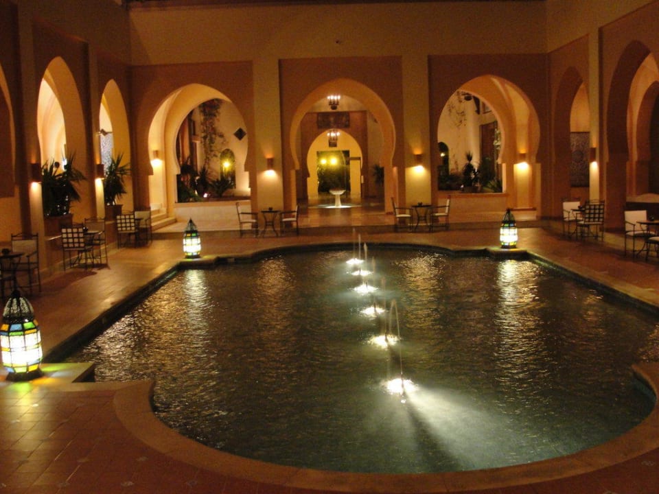 Innenbereich des Haupthauses Steigenberger Coraya Beach - Adults only