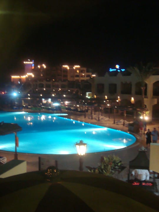 Вид из столовой Sunny Days Palma De Mirette Resort & Spa