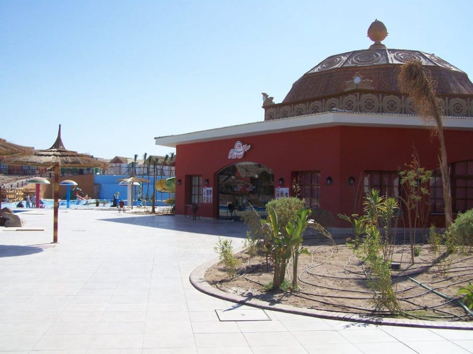 Neuer Kinderpool neben dem Spa-Center Pickalbatros Jungle Aqua Park Resort - Neverland Hurghada