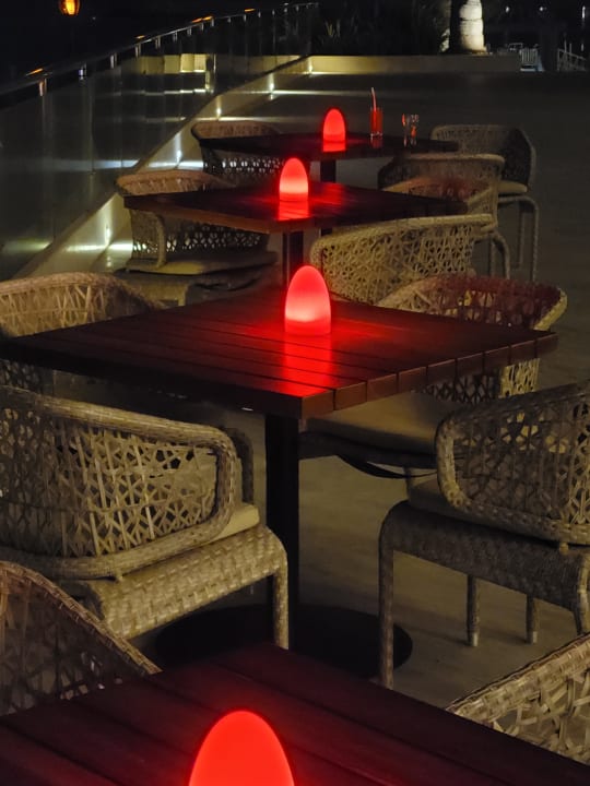 Gastro DoubleTree by Hilton Resort & Spa Marjan Island