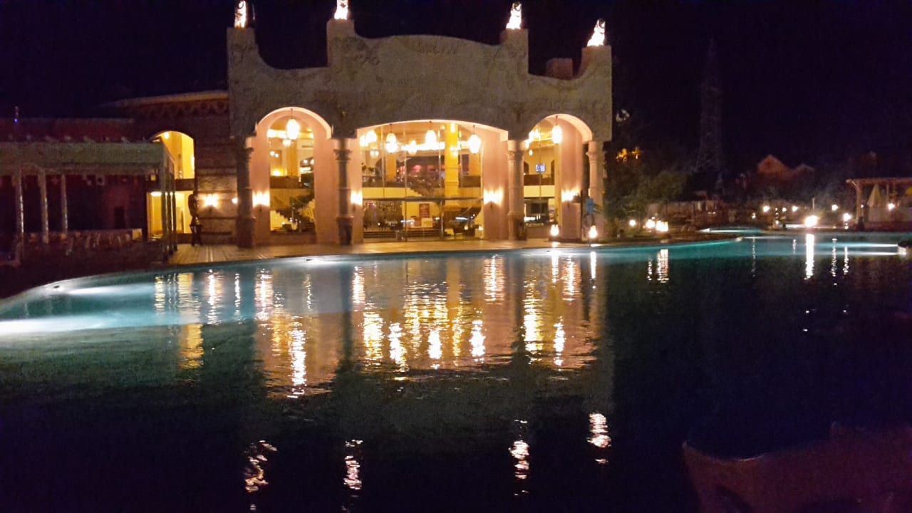 Außenansicht der Rezeption  Pickalbatros Jungle Aqua Park Resort - Neverland Hurghada