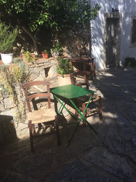Gartenanlage Arolithos Traditional Cretan Village Hotel
