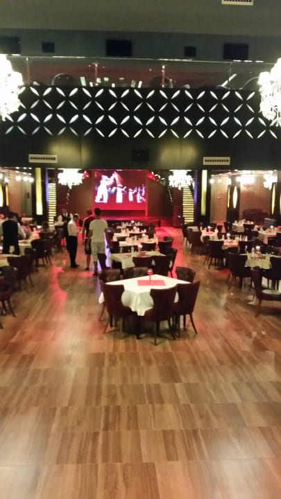 White Beach Resort  Pickalbatros White Beach Resort - Hurghada