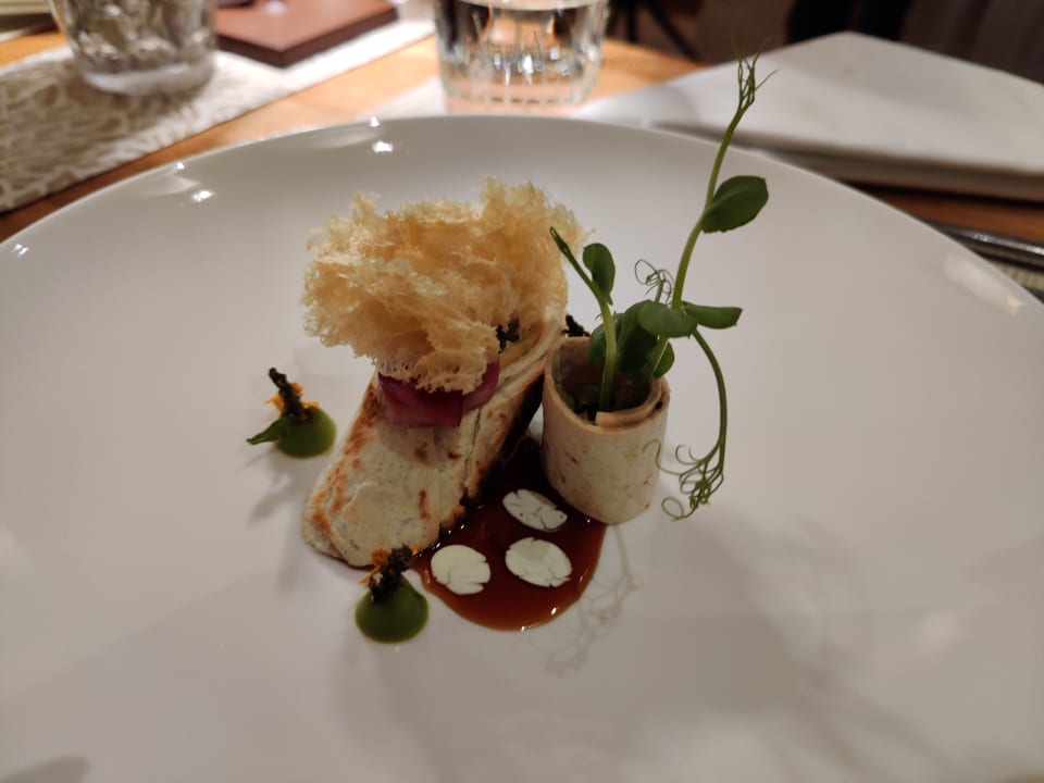 Gastro NIDUM Casual Luxury Hotel