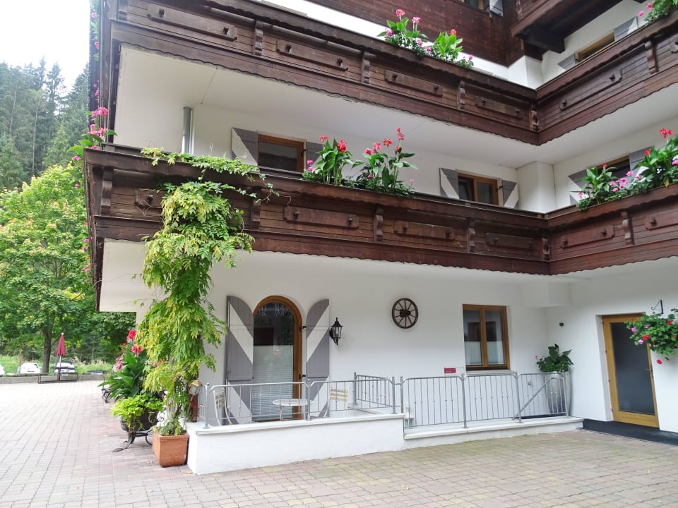 Gedeelte van buitenkant Landhof Landhof Ellmau