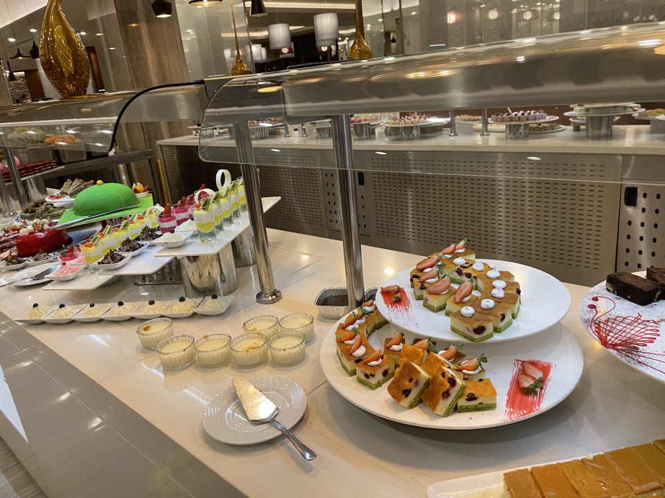 Gastro The Sense Deluxe Hotel