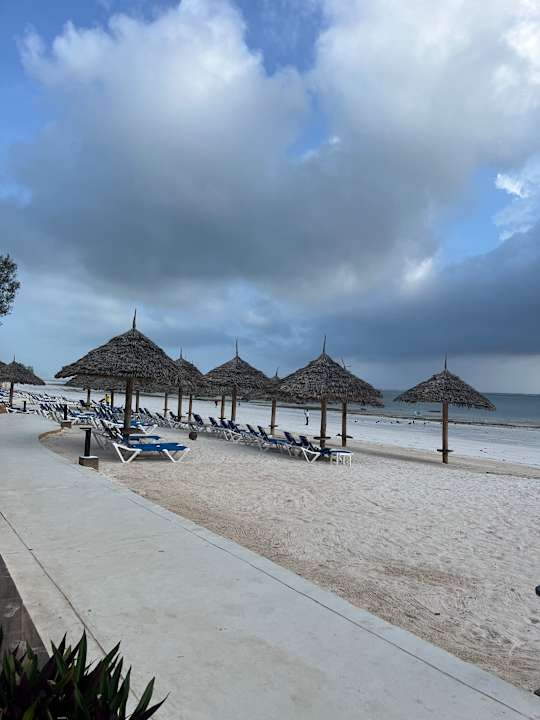 Strand Hotel Kiwengwa Beach Resort