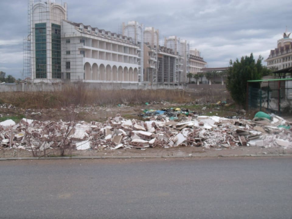 Das neue Crown-Hotel Well Palace Side