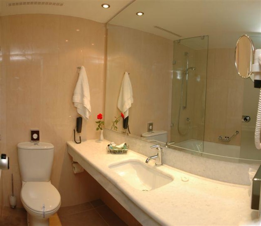 Badezimmer Apollonia Beach Apollonia Beach Resort & Spa