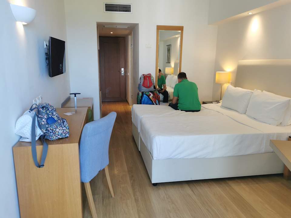 Zimmer Kassandra Palace Seaside Resort