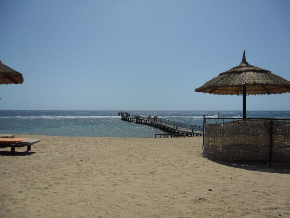Blick auf den hoteleigenen Steg Pickalbatros Sands Hotel - Port Ghalib